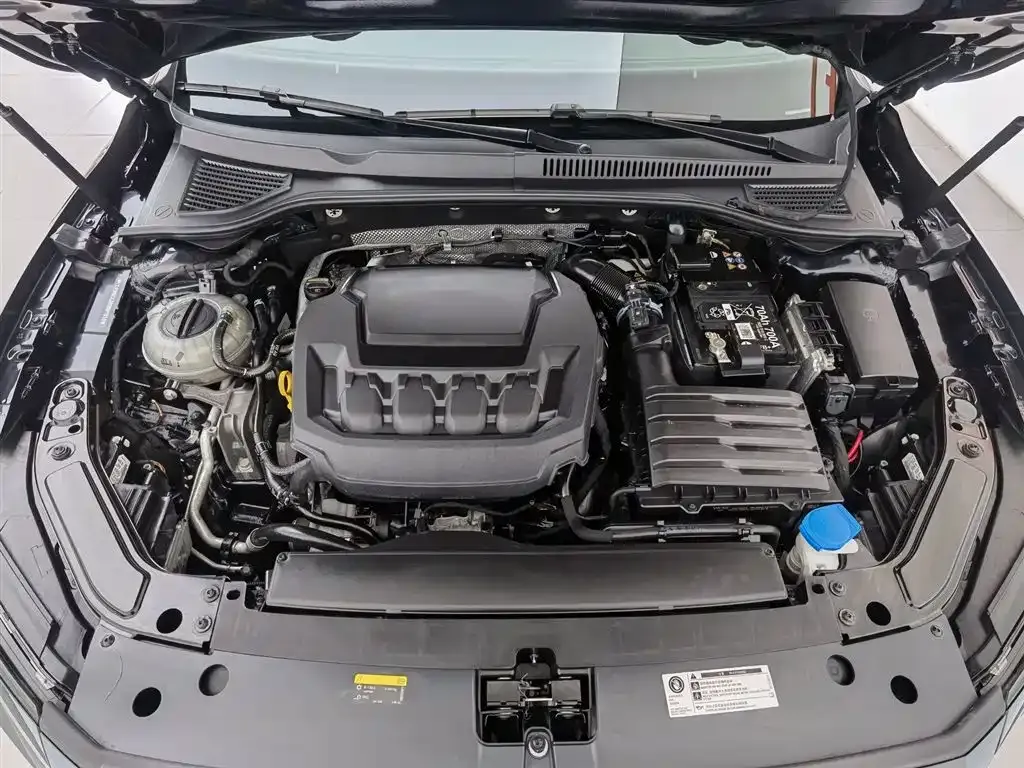 Volkswagen Passat — фото 8