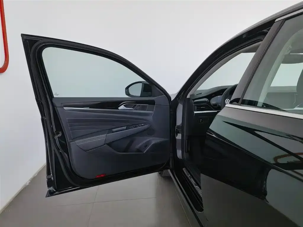 Volkswagen Passat — фото 2