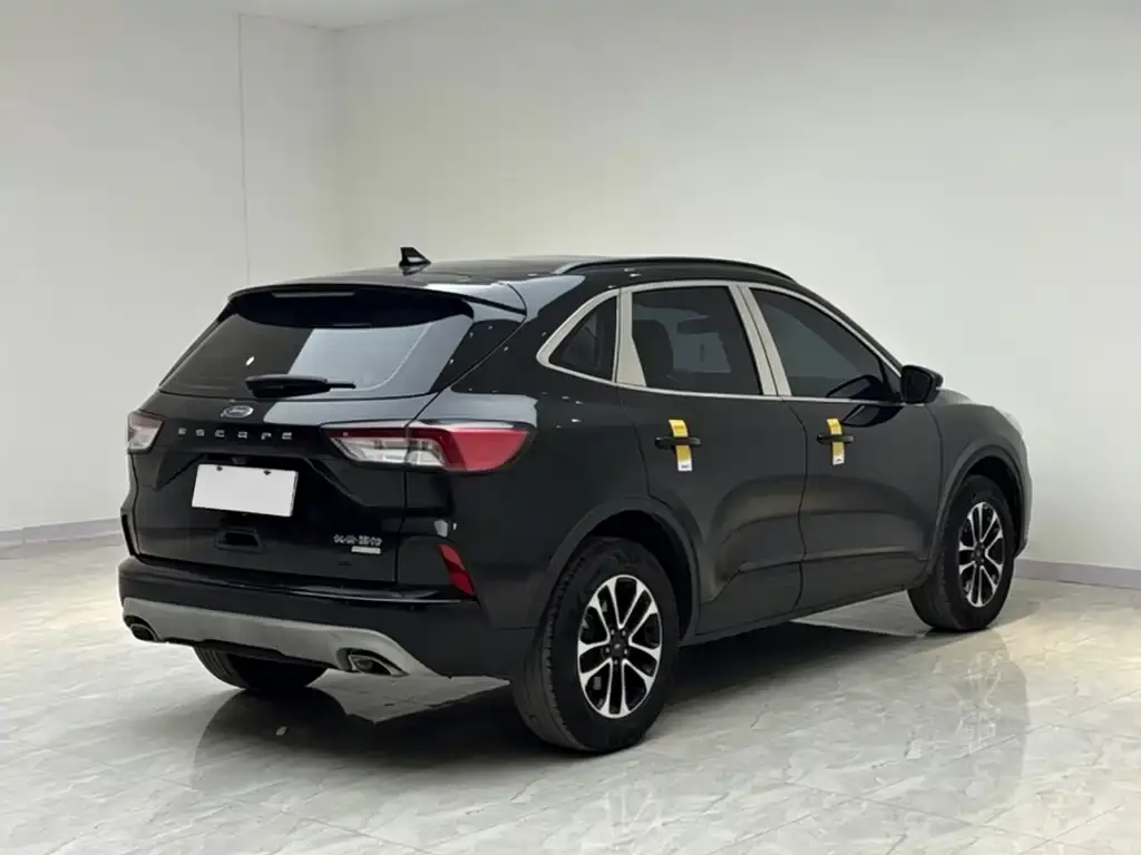 Ford Escape 2023 из CN, фото 8