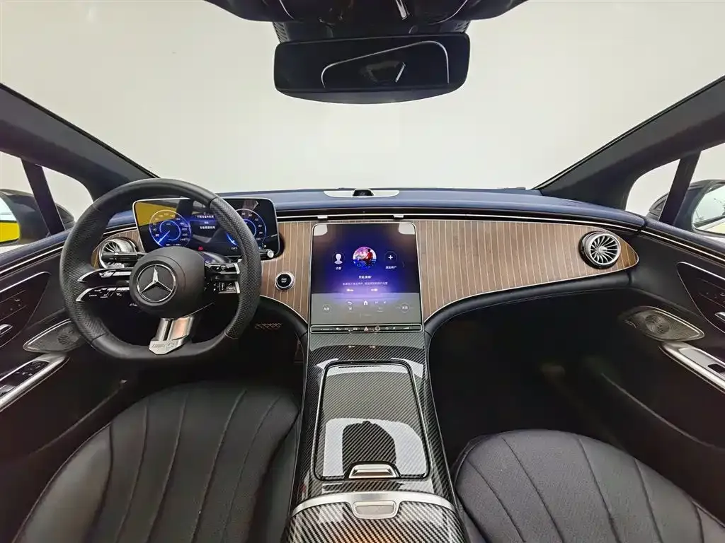 Mercedes-Benz EQE 2024 из CN, фото 8