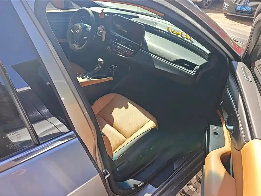 Lexus ES 2024 из CN, фото 7