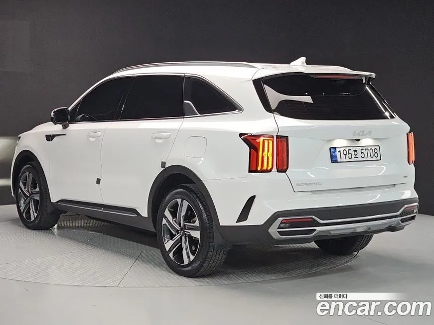 Kia Sorento — фото 5