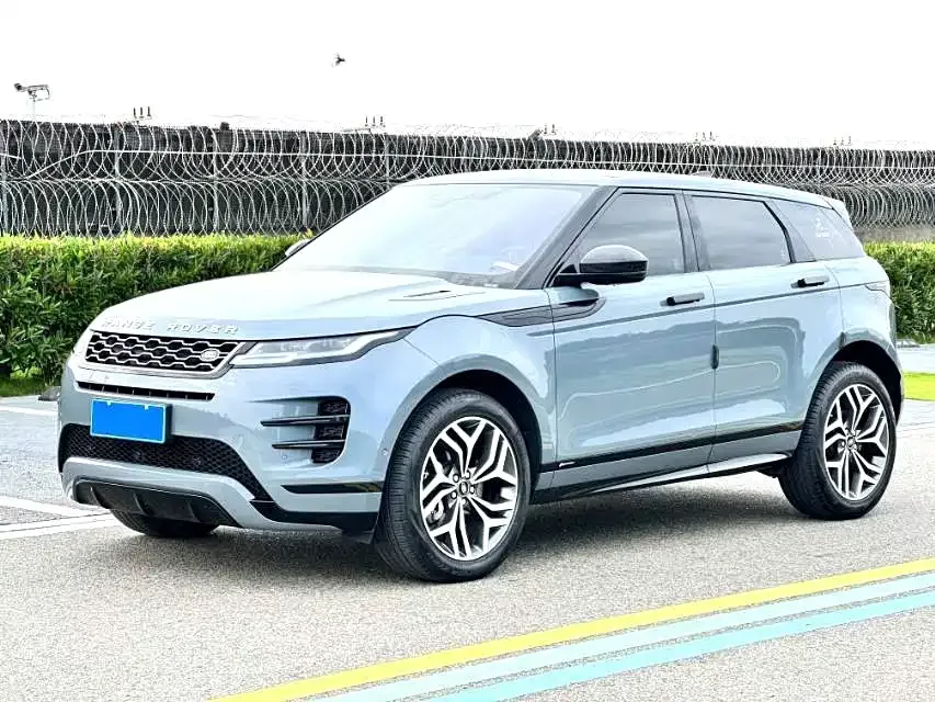 Land Rover Evoque — фото 1