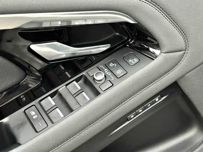 Land Rover Evoque — фото 2