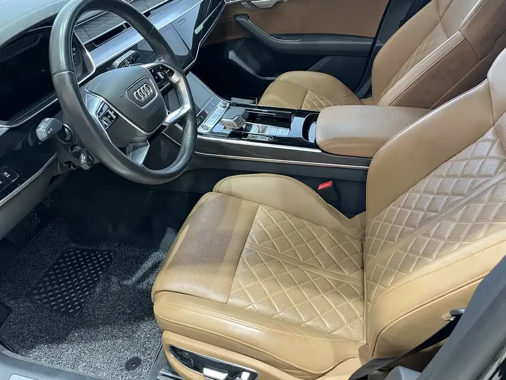 Audi A8 2021 из CN, фото 9