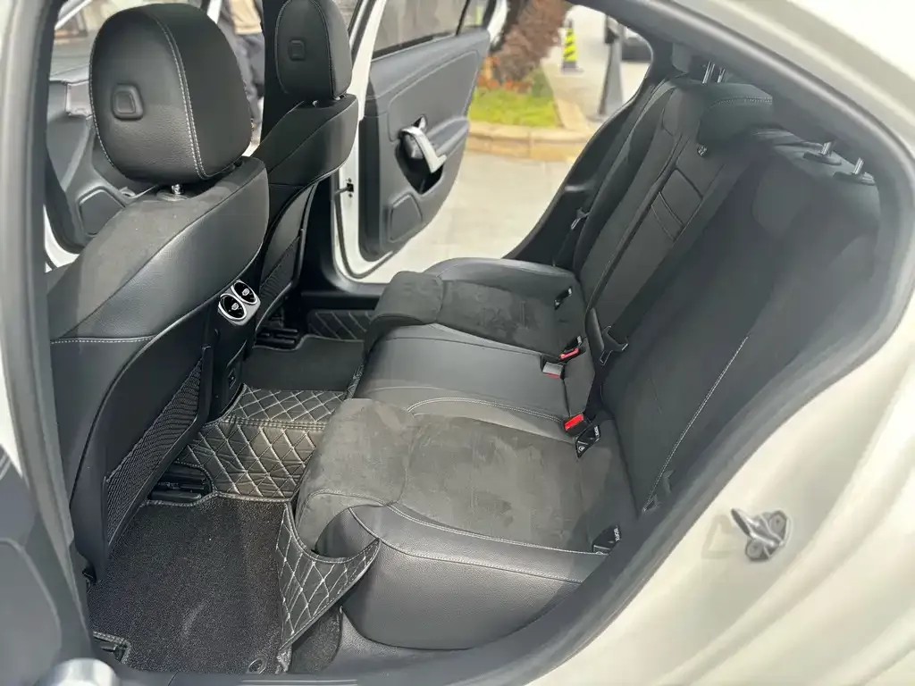 Mercedes-Benz A-Class 2022 из CN, фото 4