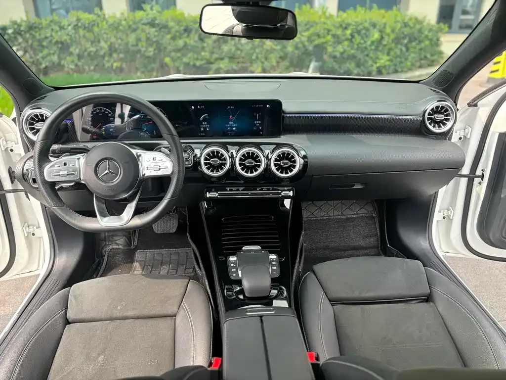 Mercedes-Benz A-Class 2022 из CN, фото 10