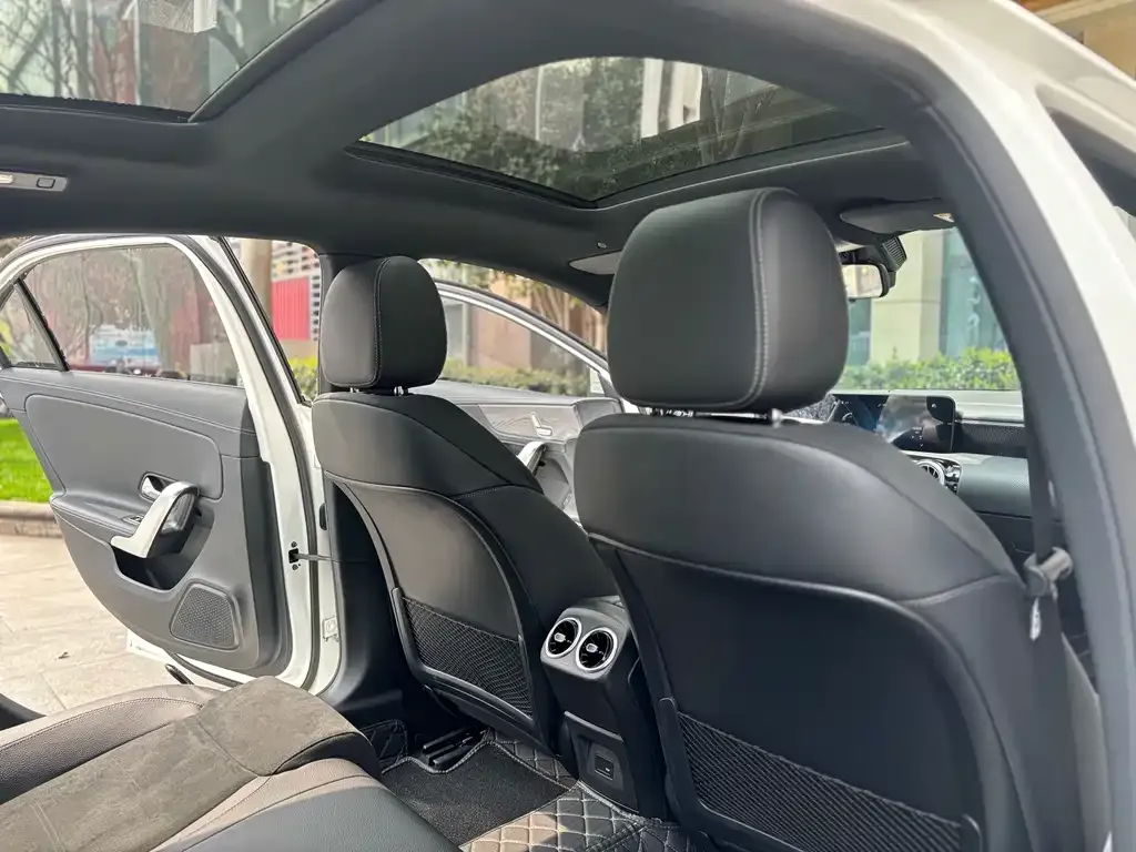 Mercedes-Benz A-Class 2022 из CN, фото 6