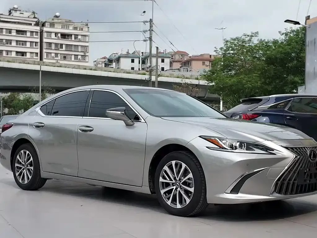 Lexus ES 2023 из CN, фото 6