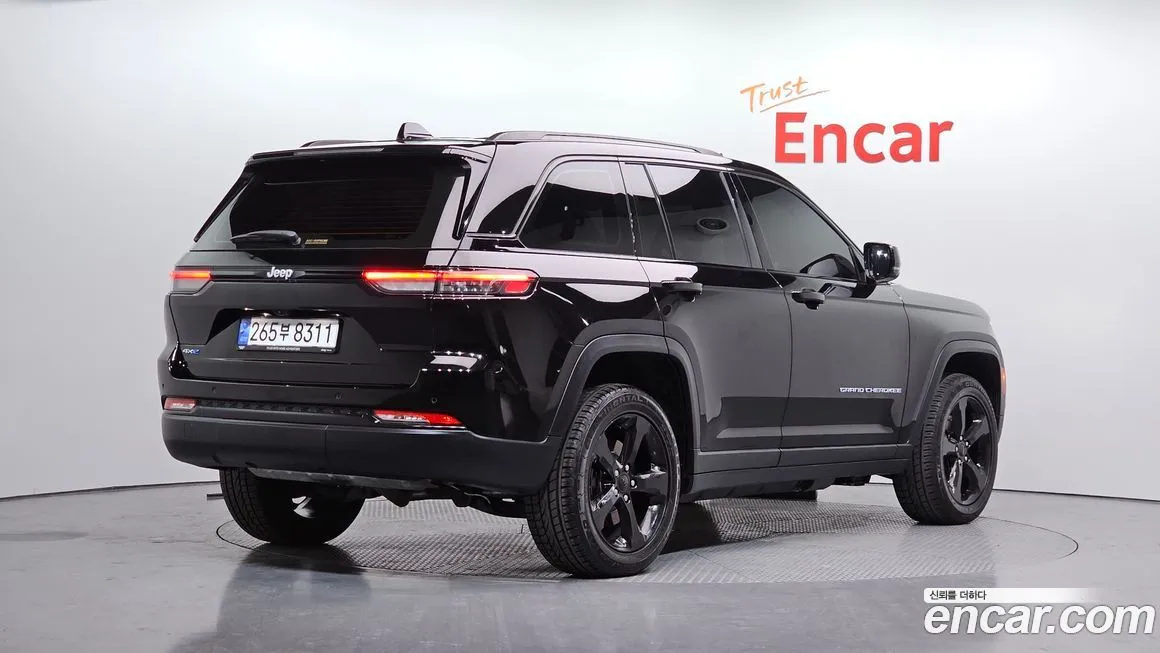 Jeep Cherokee 2023 из KR, фото 7