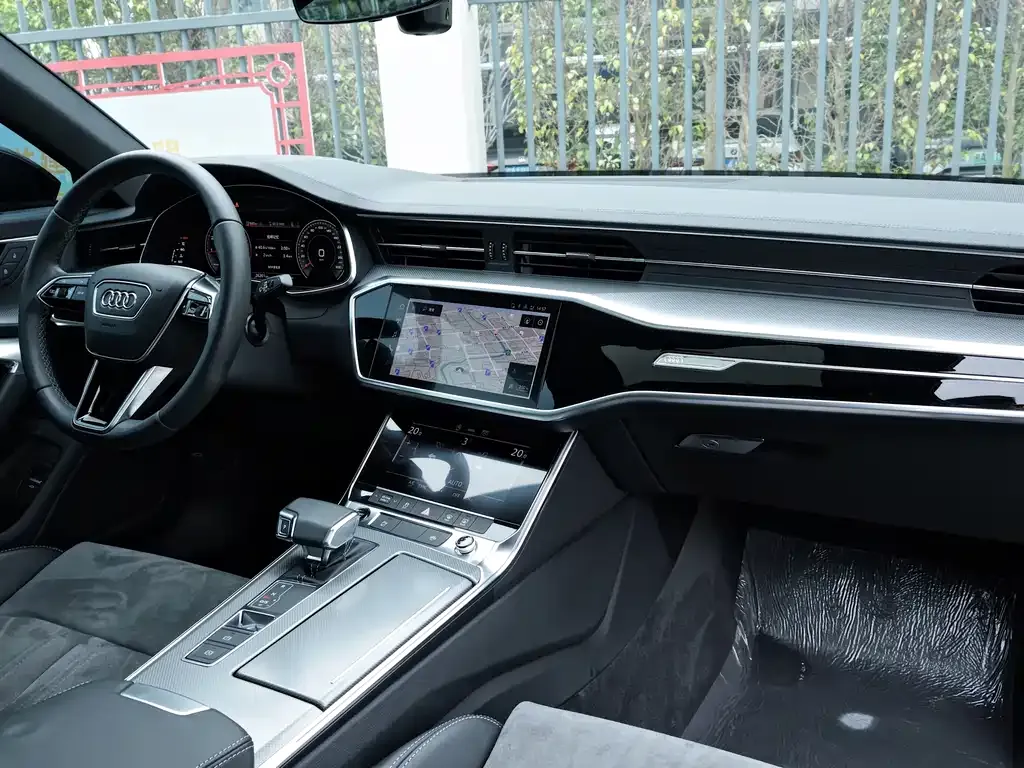 Audi A6L 2022 из CN, фото 4