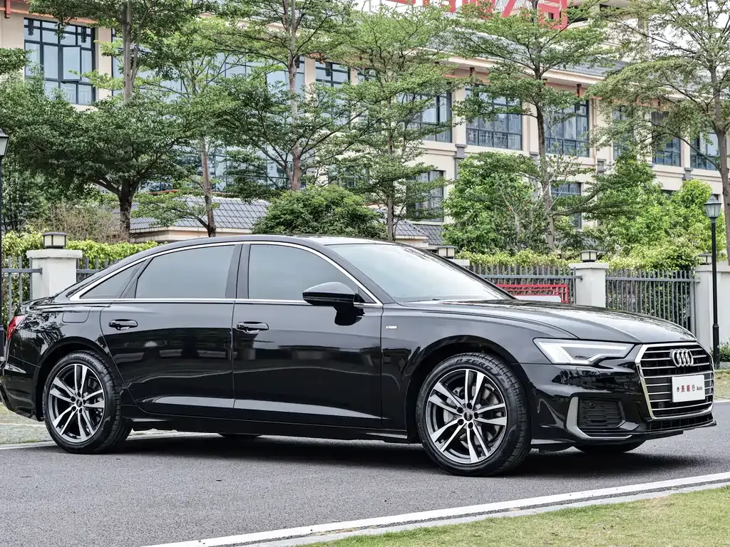 Audi A6L 2022 из CN, фото 9