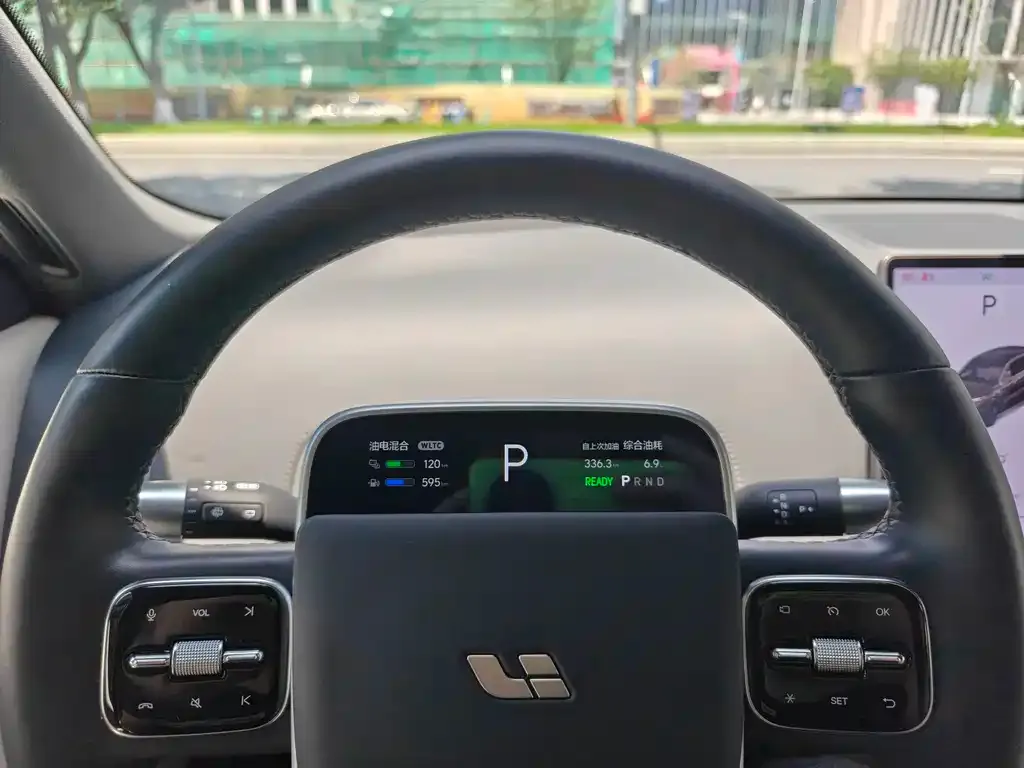 Li Auto L8 2024 из CN, фото 4