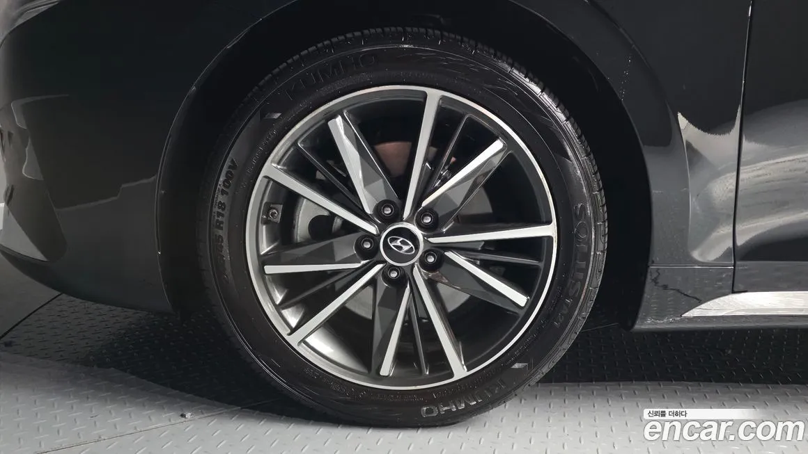 Hyundai Grandeur 2022 из KR, фото 2