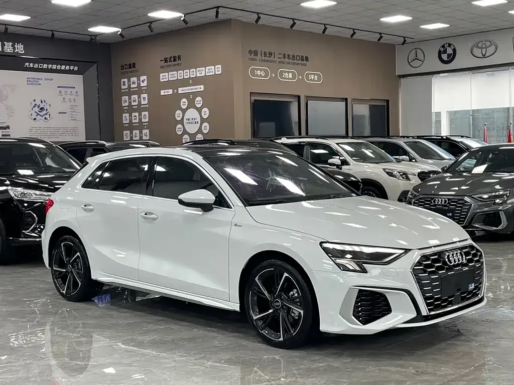 Audi A3 — фото 2
