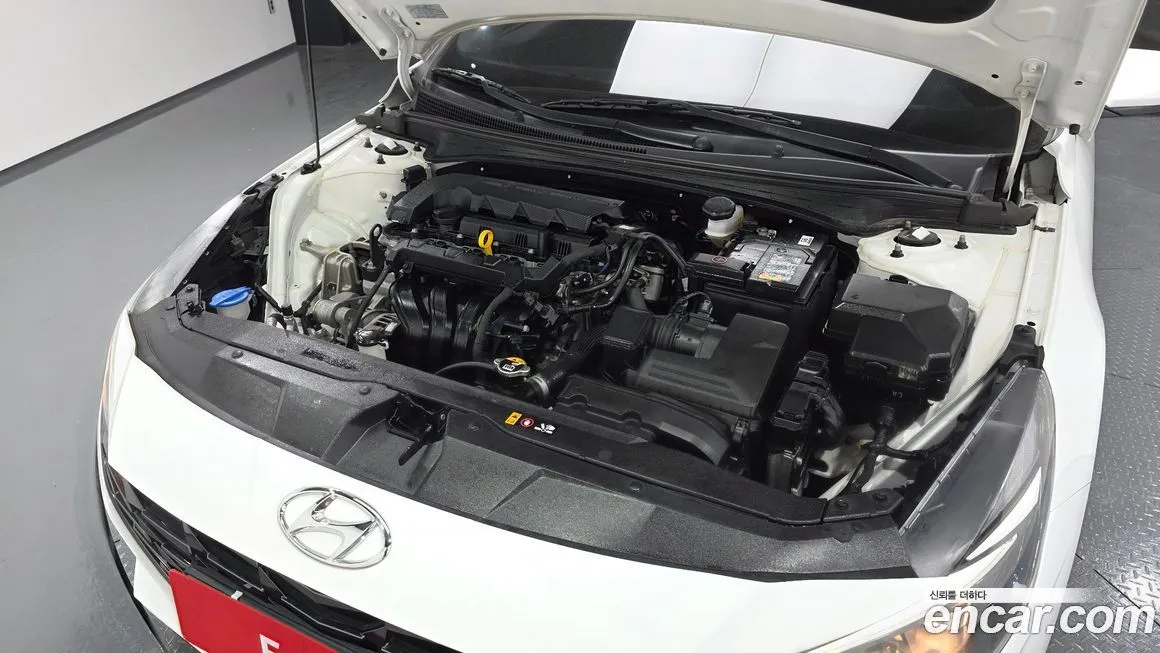 Hyundai AVANTE 2023 из KR, фото 8