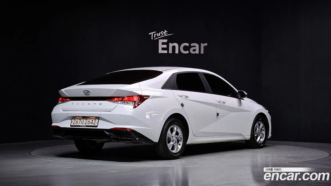 Hyundai AVANTE — фото 4