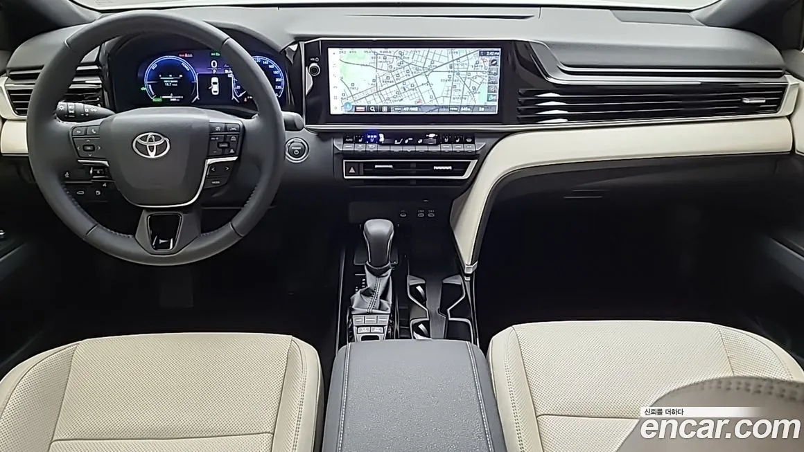Toyota Camry 2025 из KR, фото 4