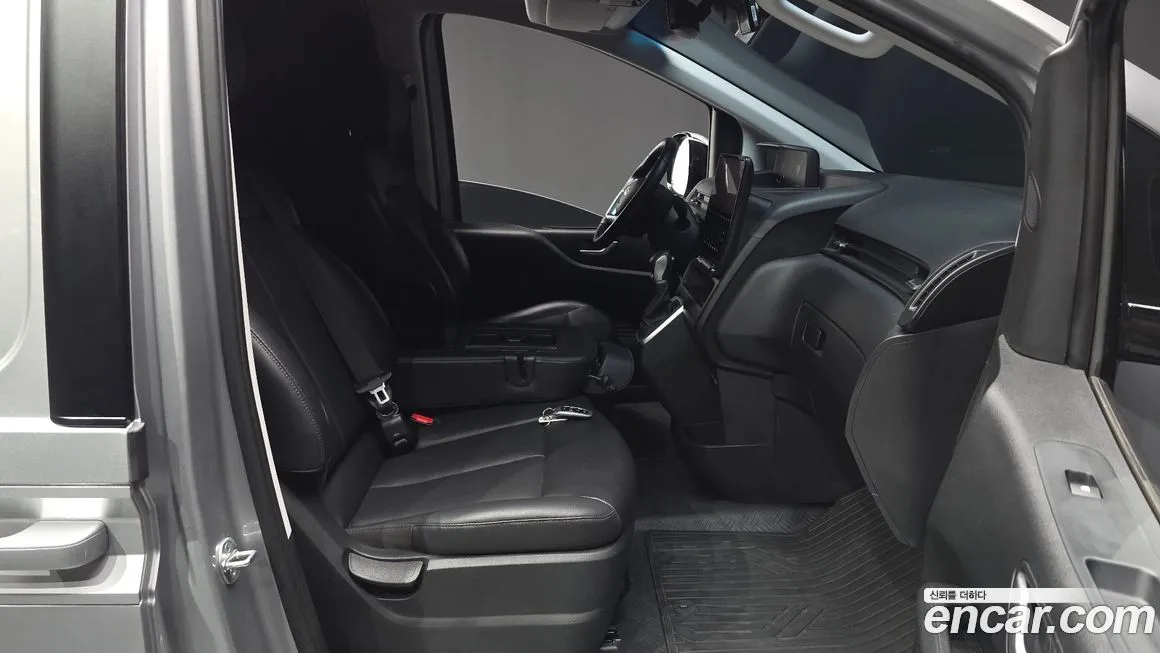 Hyundai Staria 2023 из KR, фото 6