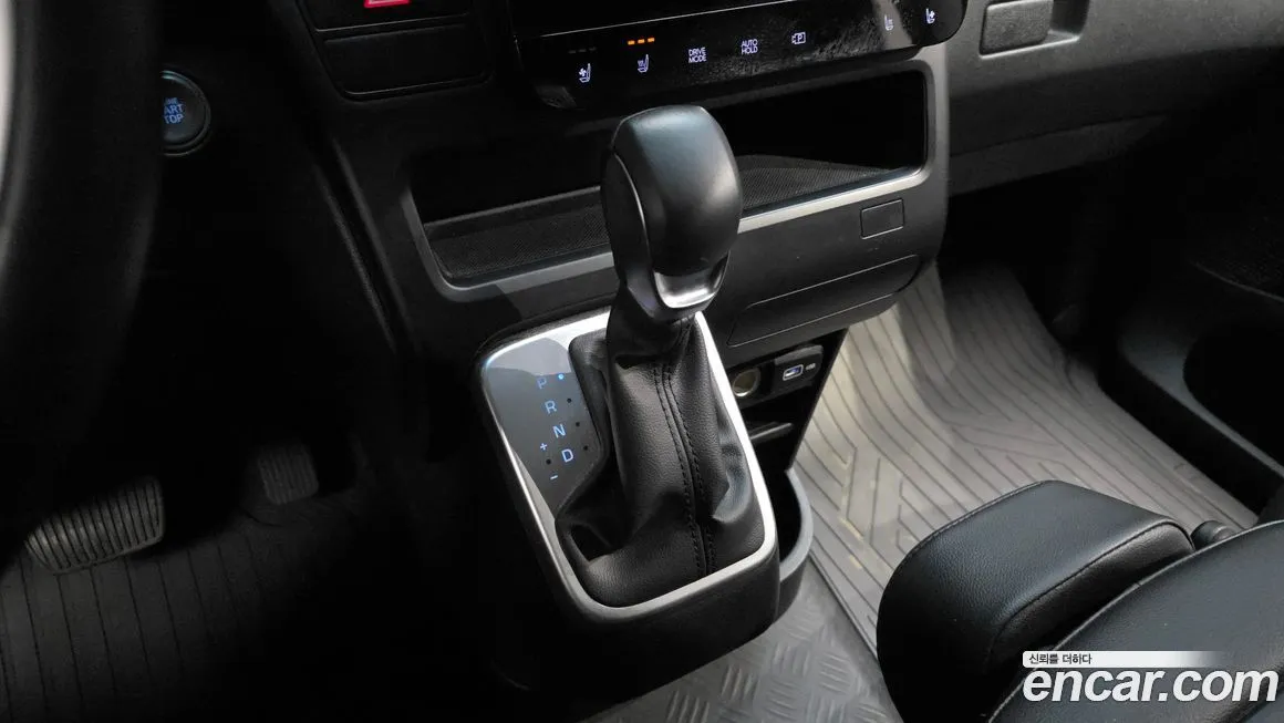 Hyundai Staria 2023 из KR, фото 4