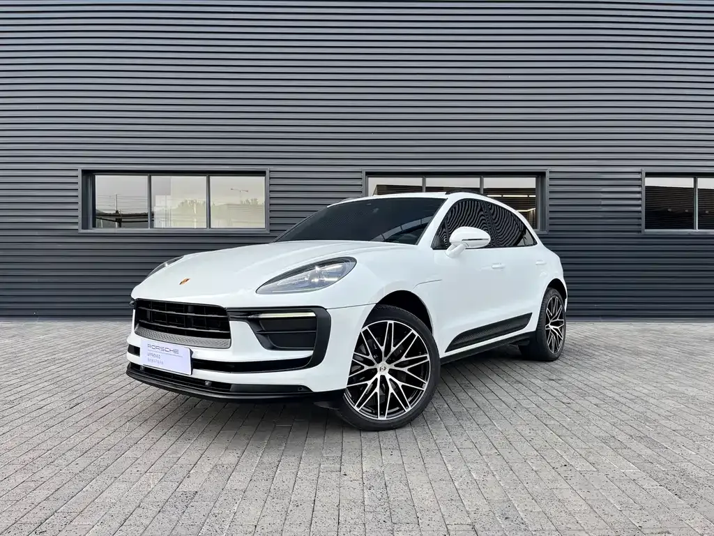 Porsche Macan — фото 1