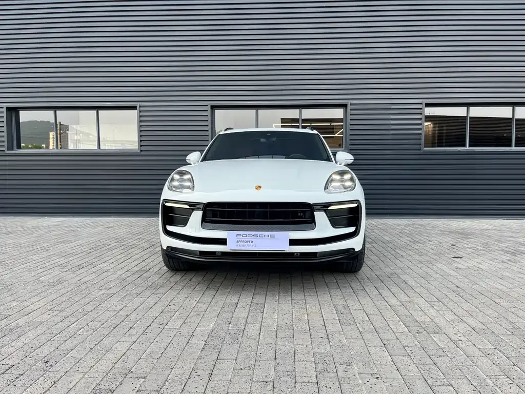 Porsche Macan — фото 9