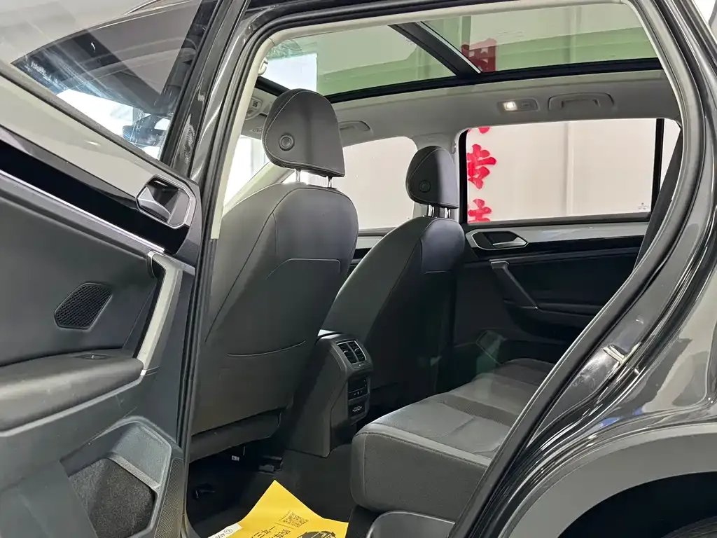 Volkswagen Tayron 2022 из CN, фото 9