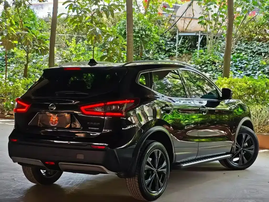 Nissan Qashqai — фото 8