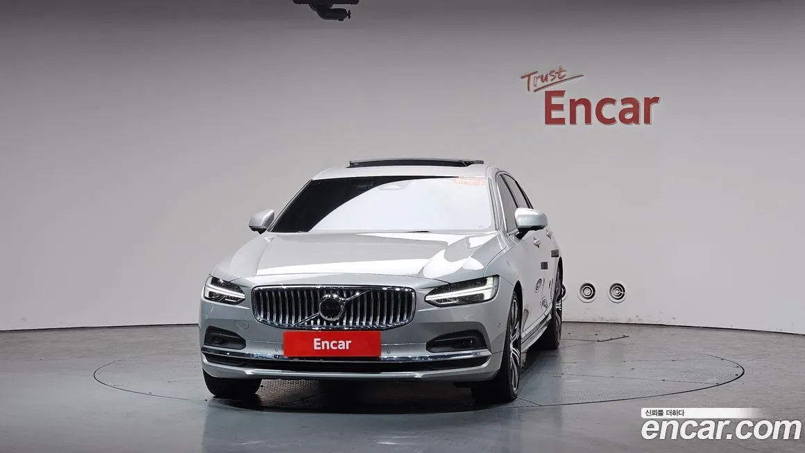 Volvo S90 2024 из KR, фото 2