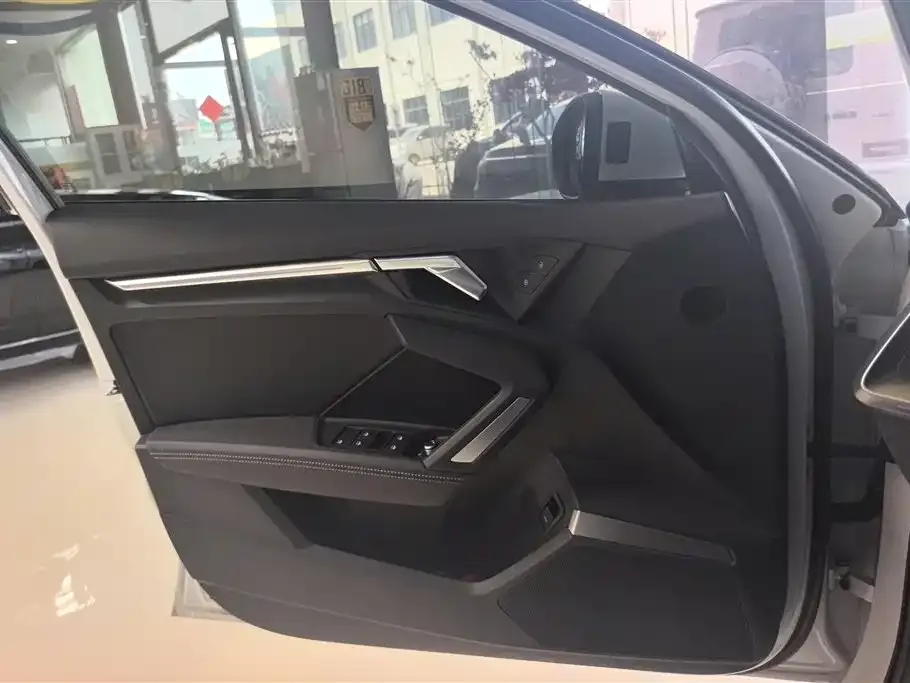Audi A3 2025 из CN, фото 5