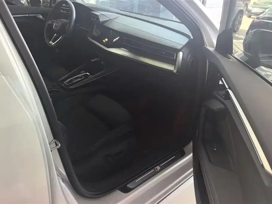 Audi A3 2025 из CN, фото 6