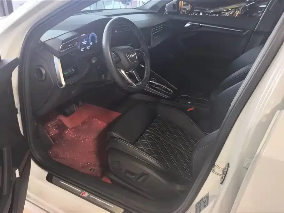 Audi A3 2025 из CN, фото 2