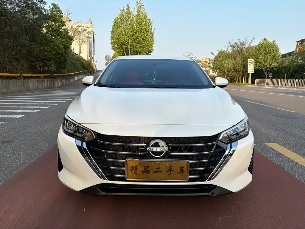 Nissan Sylphy — фото 1