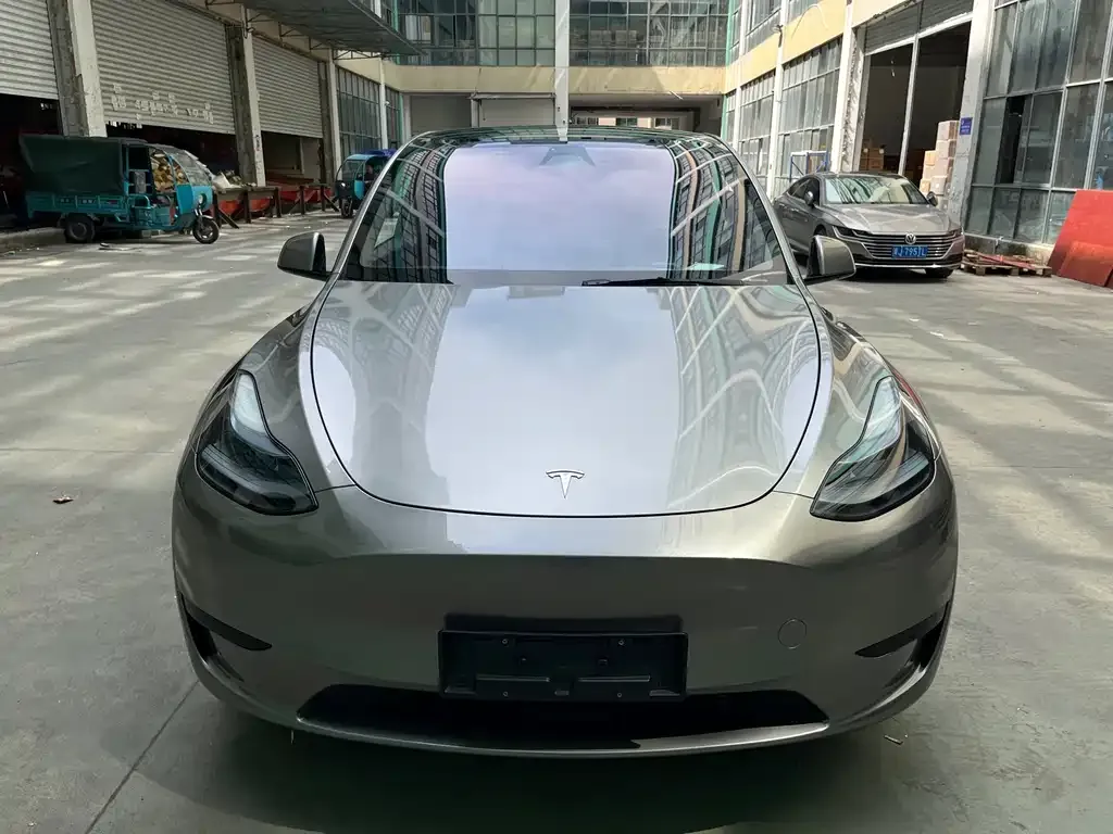 Tesla Model Y 2024 из CN, фото 3