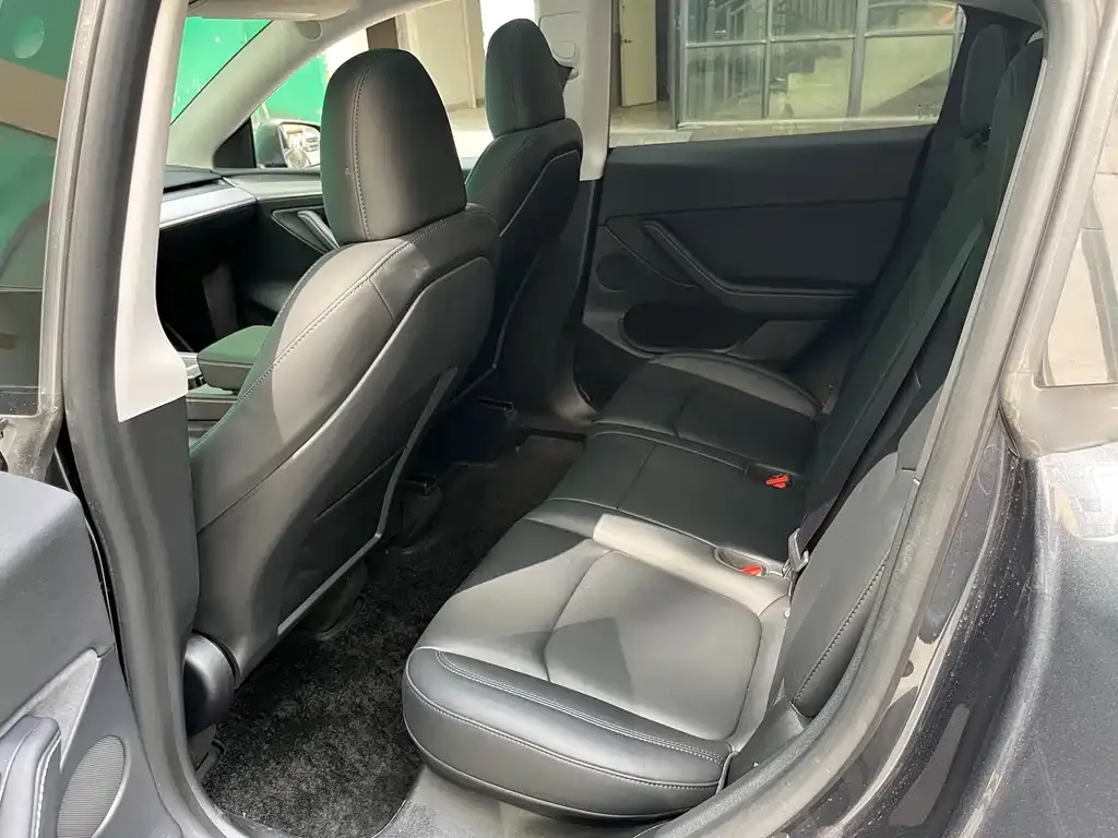 Tesla Model Y 2024 из CN, фото 7