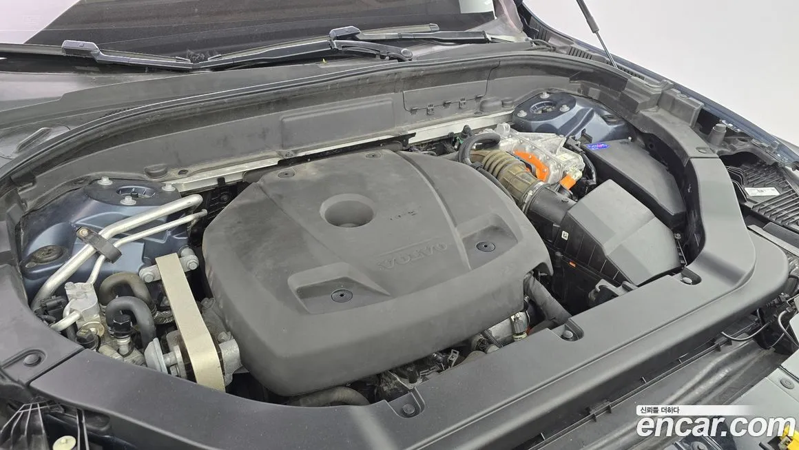 Volvo XC60 2021 из KR, фото 8