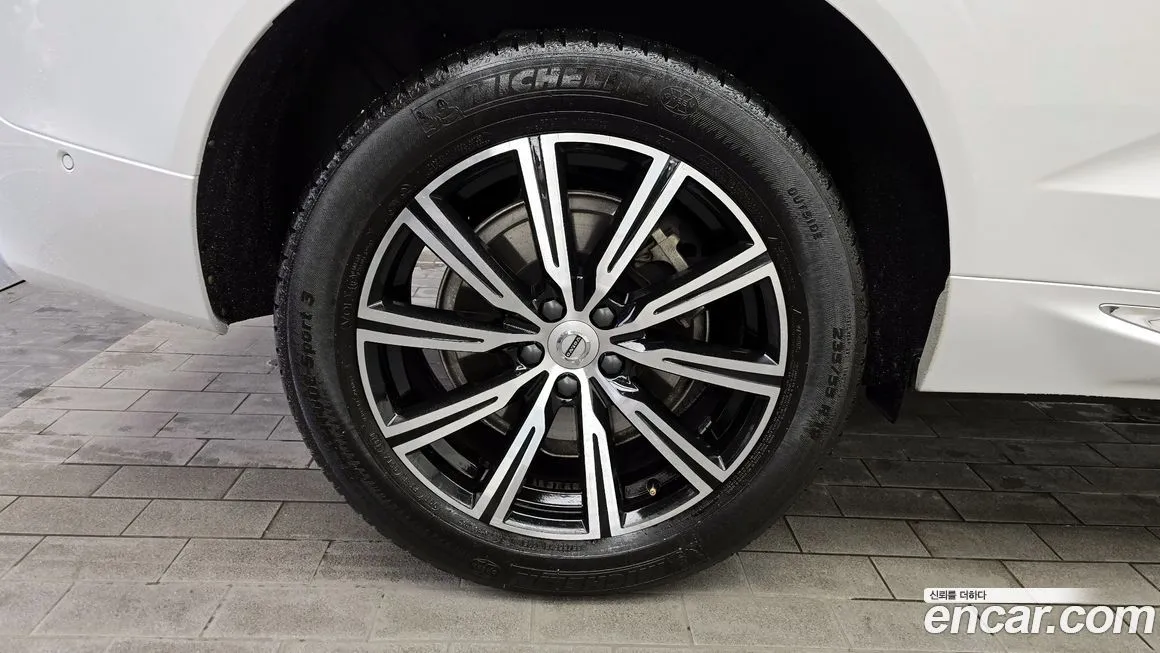 Volvo XC60 2021 из KR, фото 9