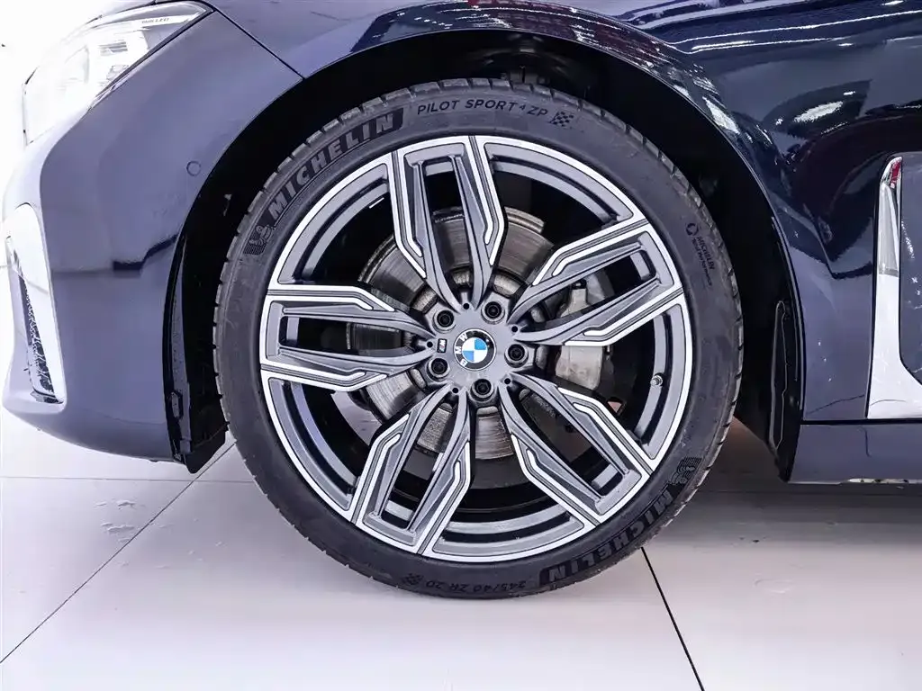BMW 7 Series 2021 из CN, фото 8