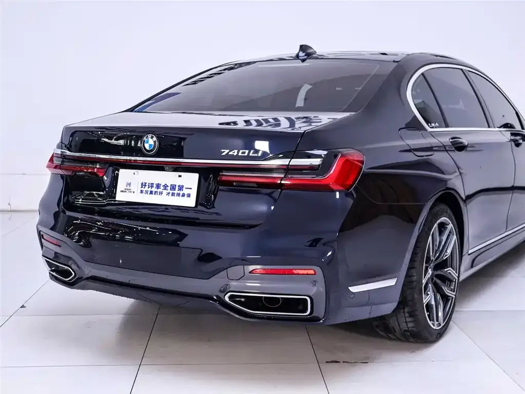 BMW 7 Series 2021 из CN, фото 3