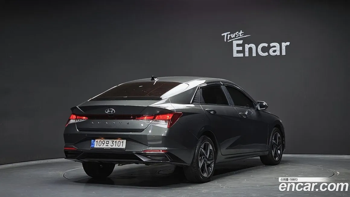Hyundai AVANTE — фото 3