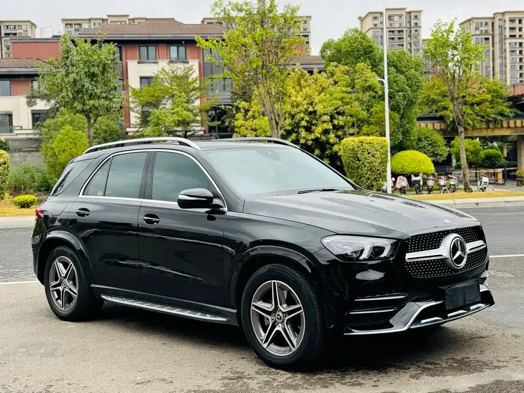Mercedes-Benz GLE — фото 10