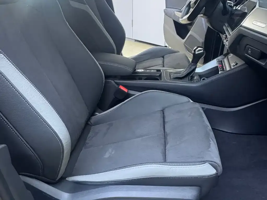 Audi Q3 2023 из CN, фото 6
