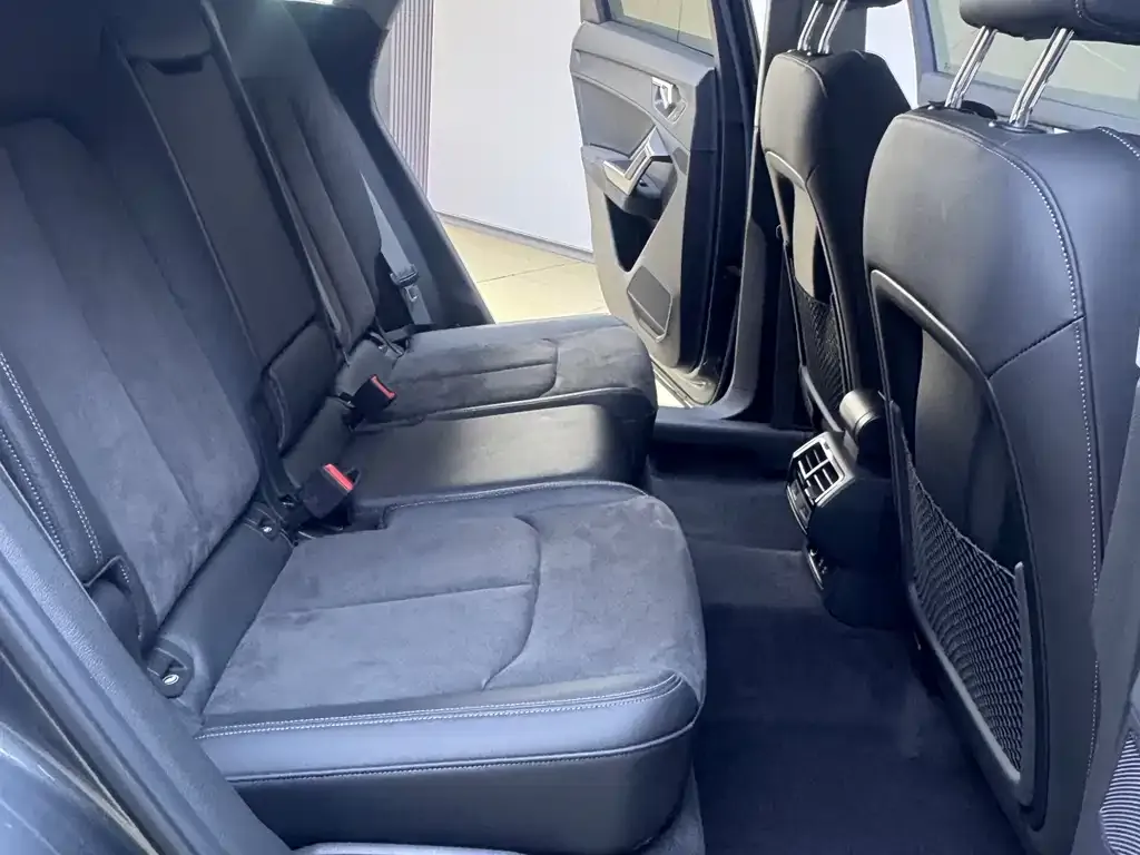 Audi Q3 2023 из CN, фото 10