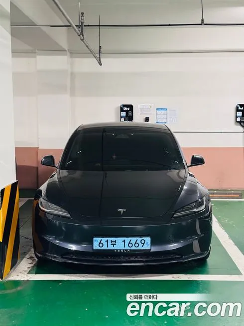 Tesla Model 3 2024 из KR, фото 1