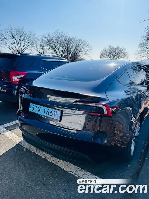 Tesla Model 3 2024 из KR, фото 6