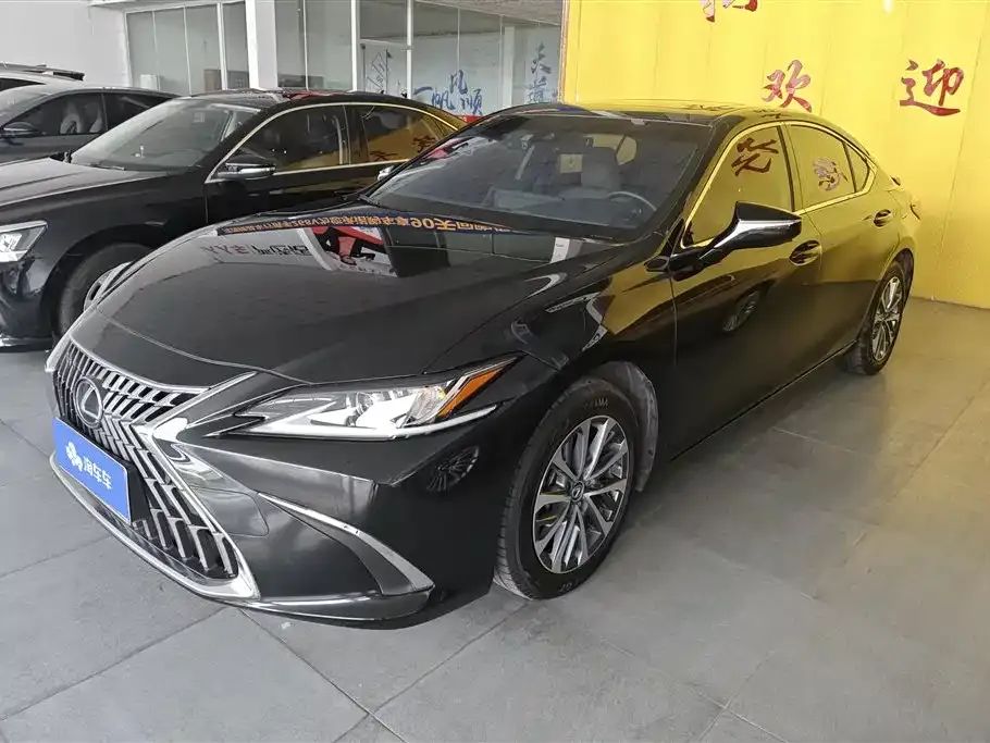 Lexus ES 2024 из CN, фото 1