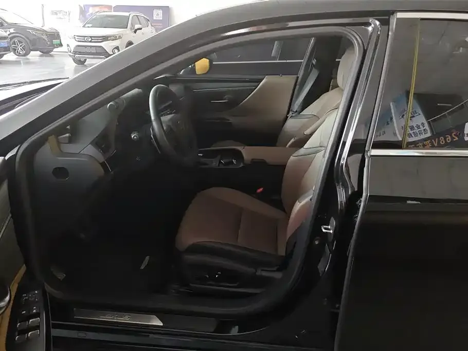 Lexus ES 2024 из CN, фото 5