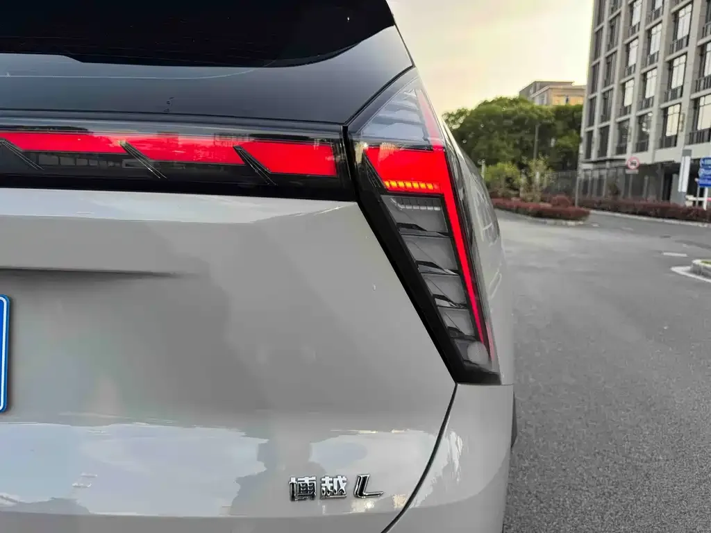 Geely Boyue L 2025 из CN, фото 8