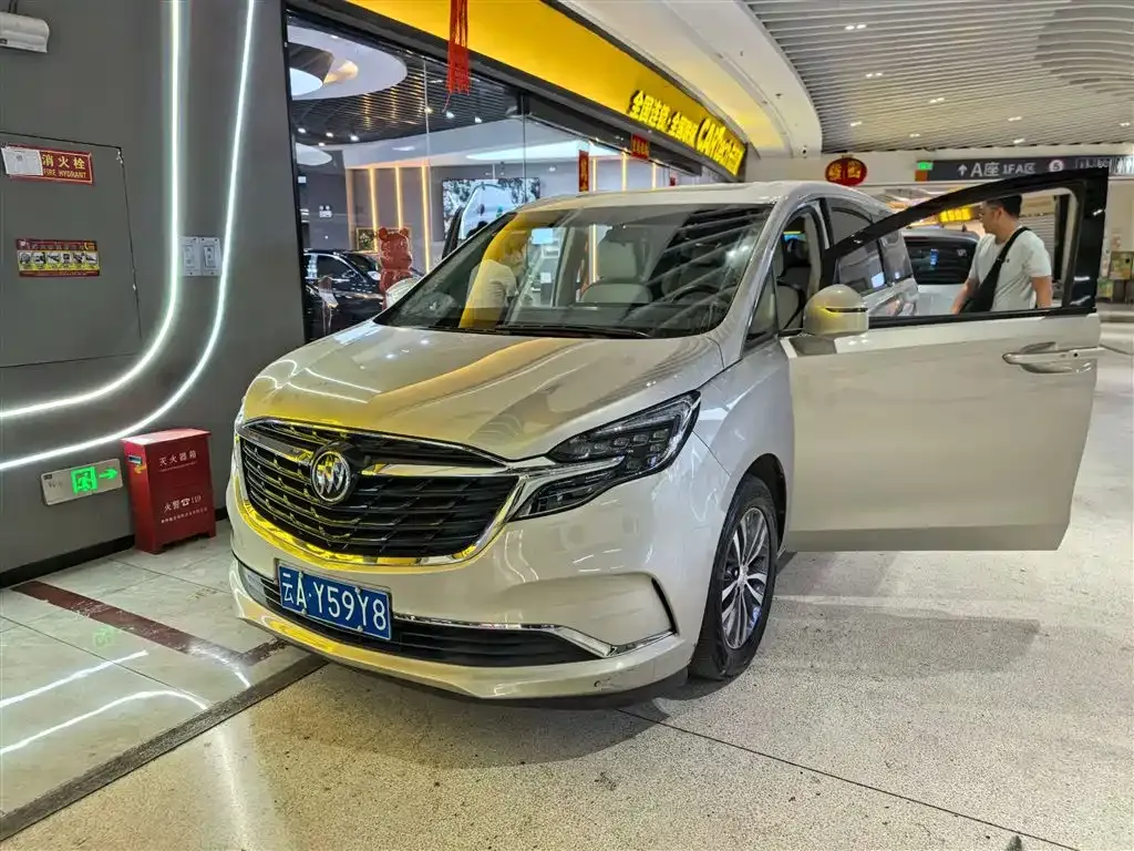 Buick GL8 2022 из CN, фото 5