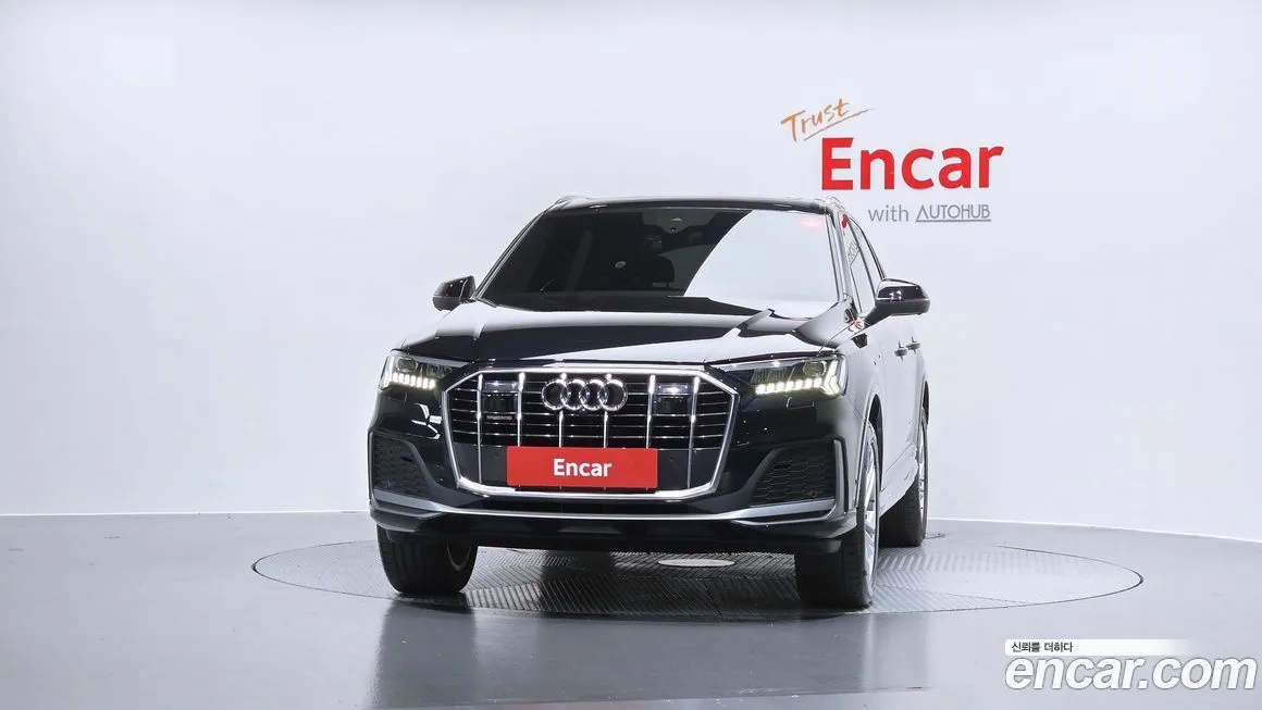 Audi Q7 2021 из KR, фото 5